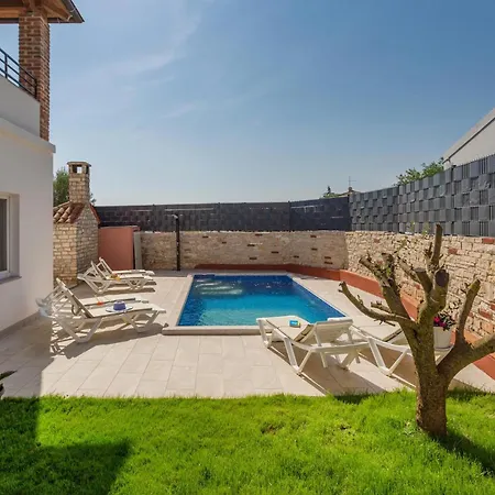 Gorgeous In With Wifi * Pula