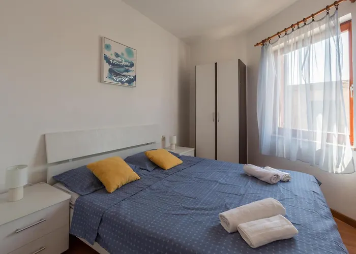 Gorgeous In With Wifi *