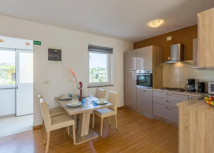 Gorgeous In With Wifi Pula