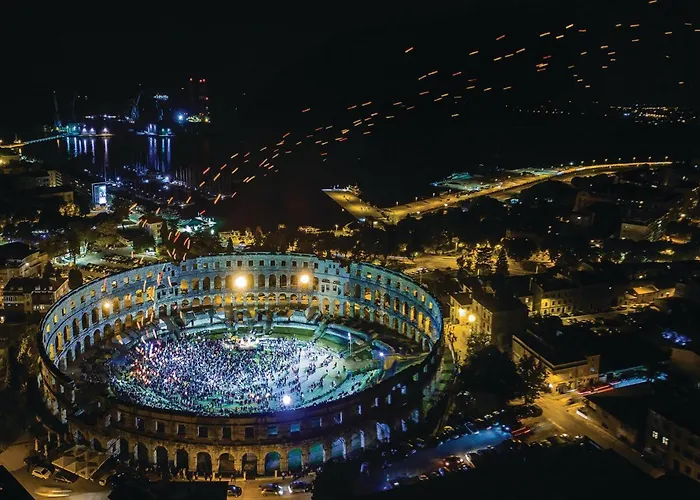 Gorgeous In With Wifi *